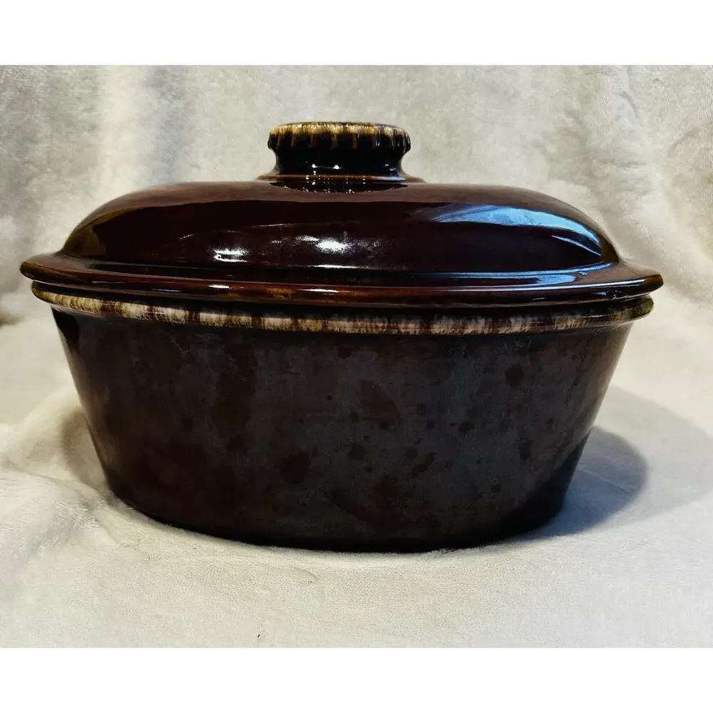 Hull USA Oven Proof Pottery Large Oval Casserole Bowl w Lid Vtg Country Bakeware